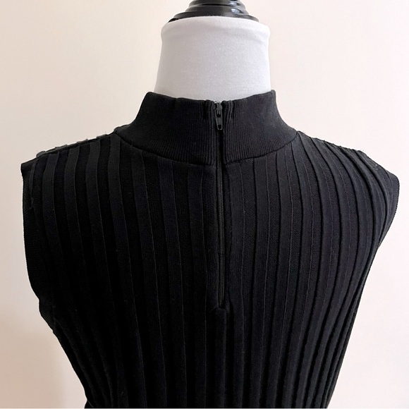 Linea Bosh Knit-Mock Neck Sleeveless Tank~Size M~Black~Ribbed Fabric - Picture 8 of 10
